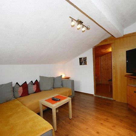 Apartment In Hippach Im Zillertal In The Mountains Muhlen  エクステリア 写真