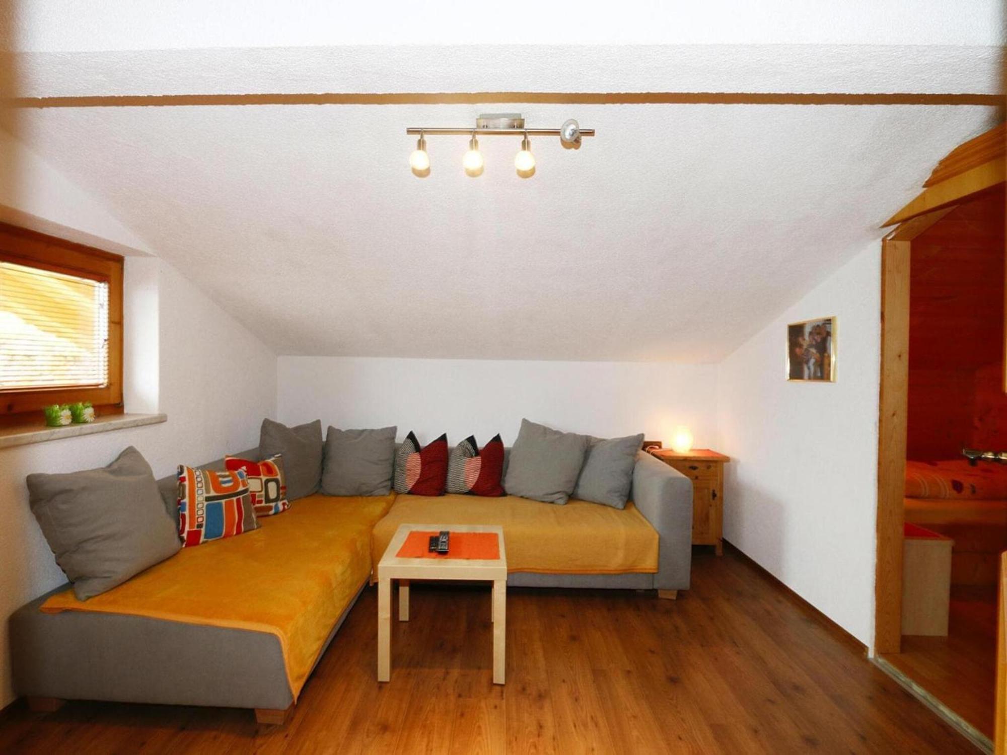Apartment In Hippach Im Zillertal In The Mountains Muhlen  エクステリア 写真