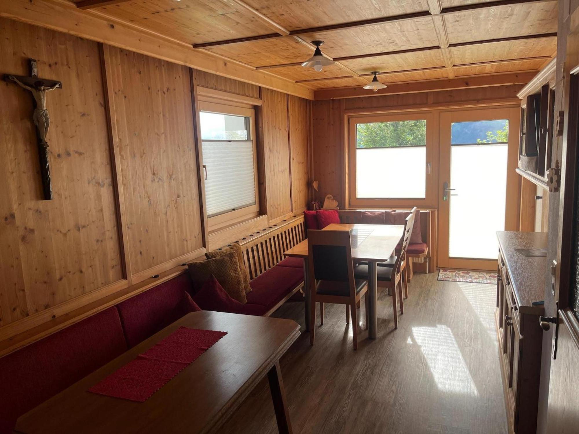 Apartment In Hippach Im Zillertal In The Mountains Muhlen  エクステリア 写真