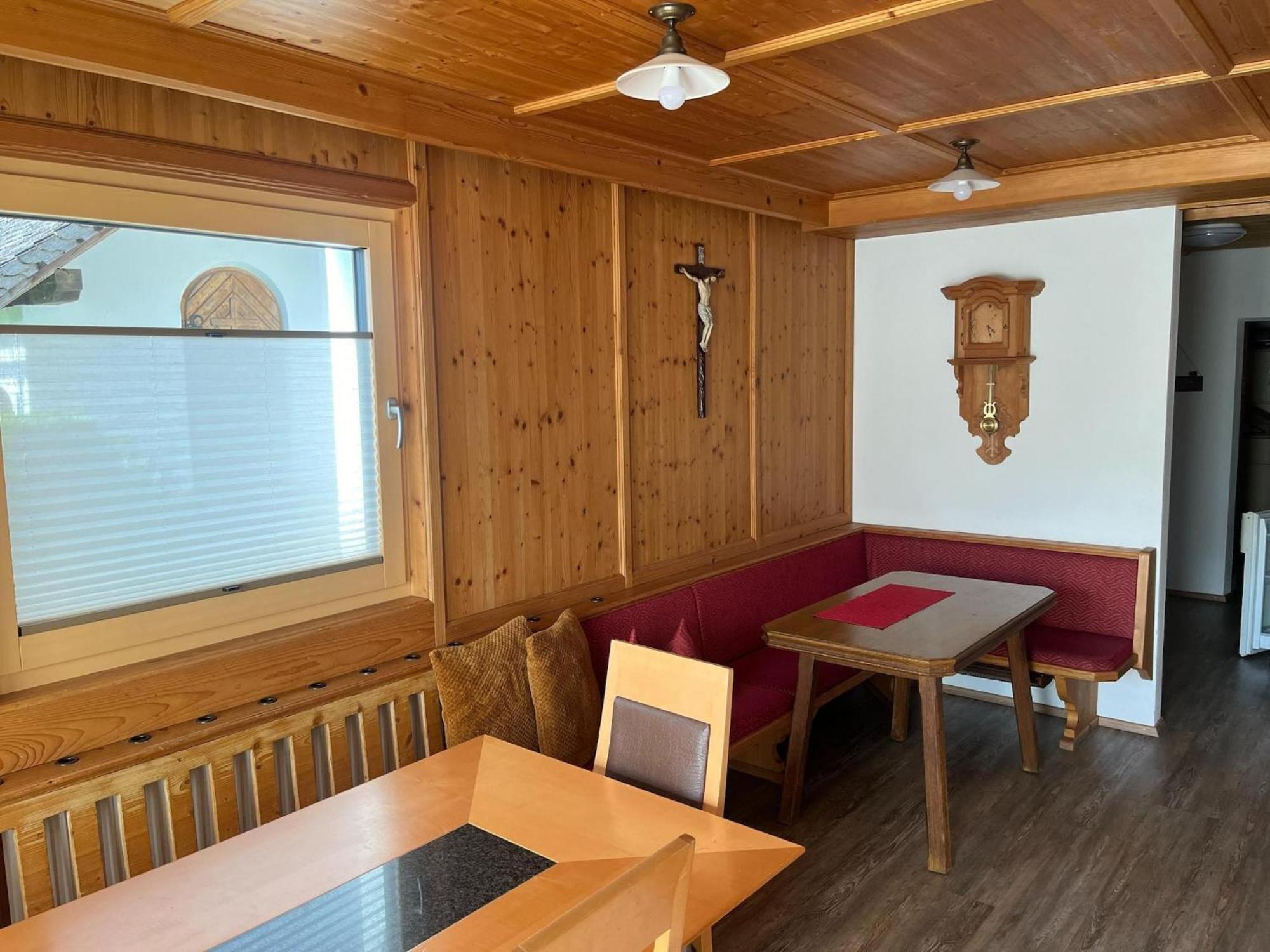 Apartment In Hippach Im Zillertal In The Mountains Muhlen  エクステリア 写真