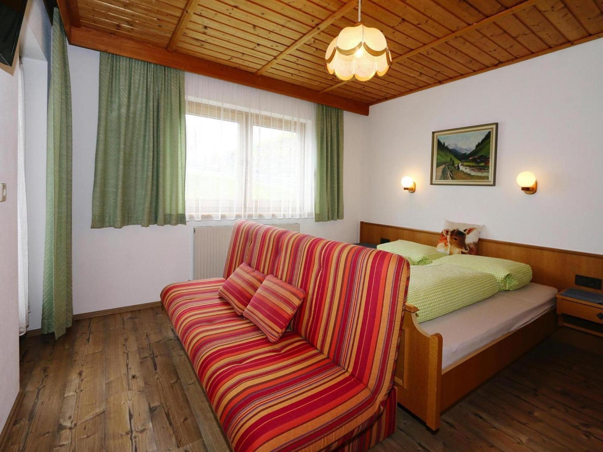 Apartment In Hippach Im Zillertal In The Mountains Muhlen  エクステリア 写真