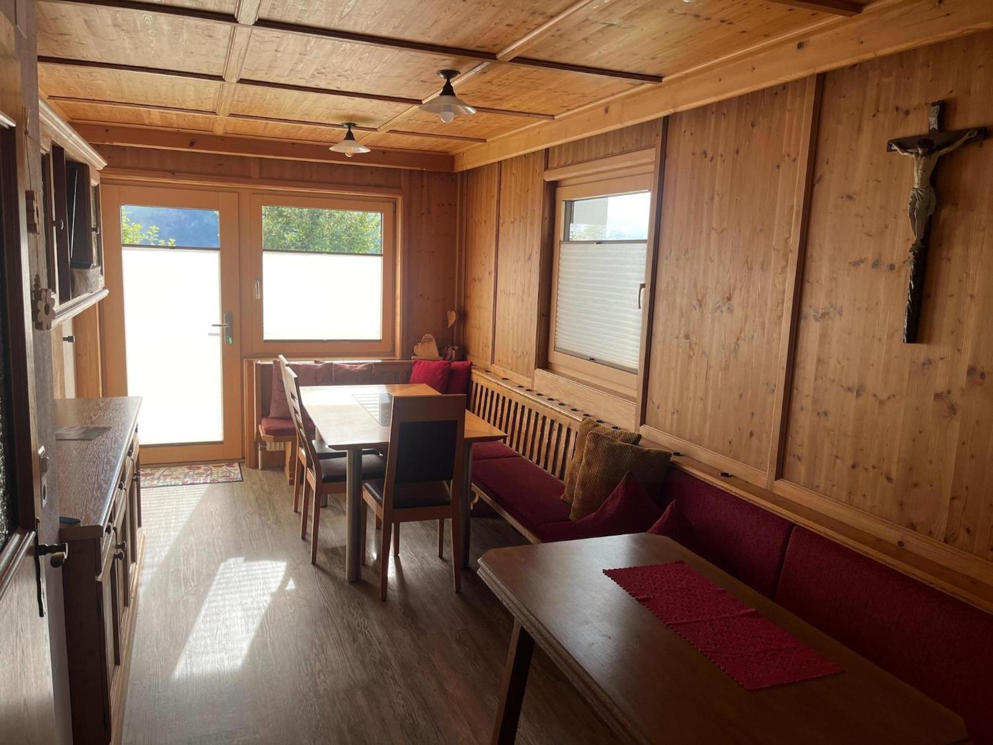 Apartment In Hippach Im Zillertal In The Mountains Muhlen  エクステリア 写真
